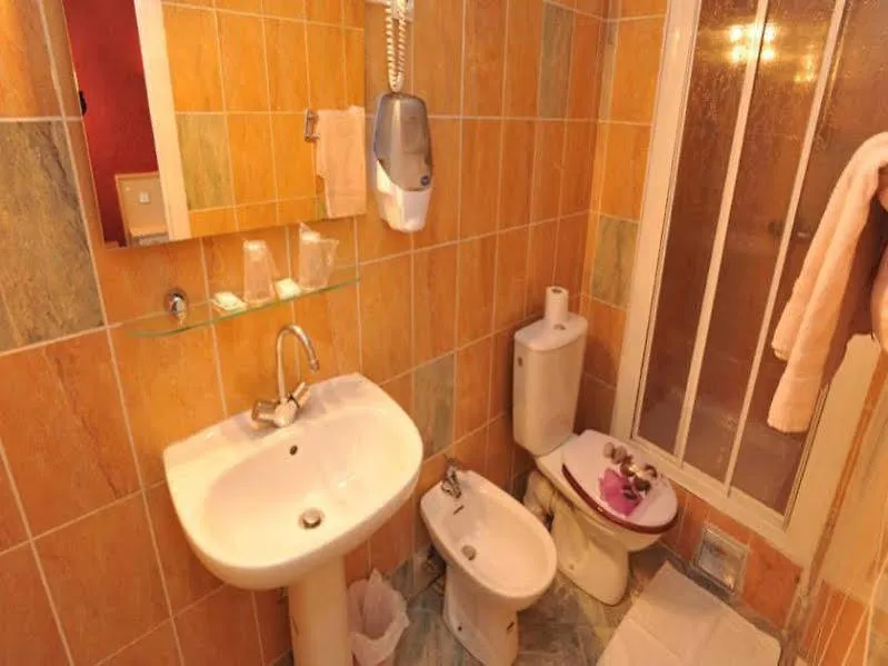 Hotel Altona Paryż