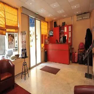**  Hotel Altona à Paris France